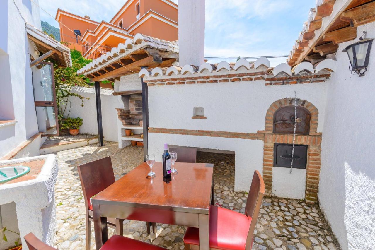 Holiday Home El Pilarillo Piscina Compartida Alcaucín Buitenkant foto