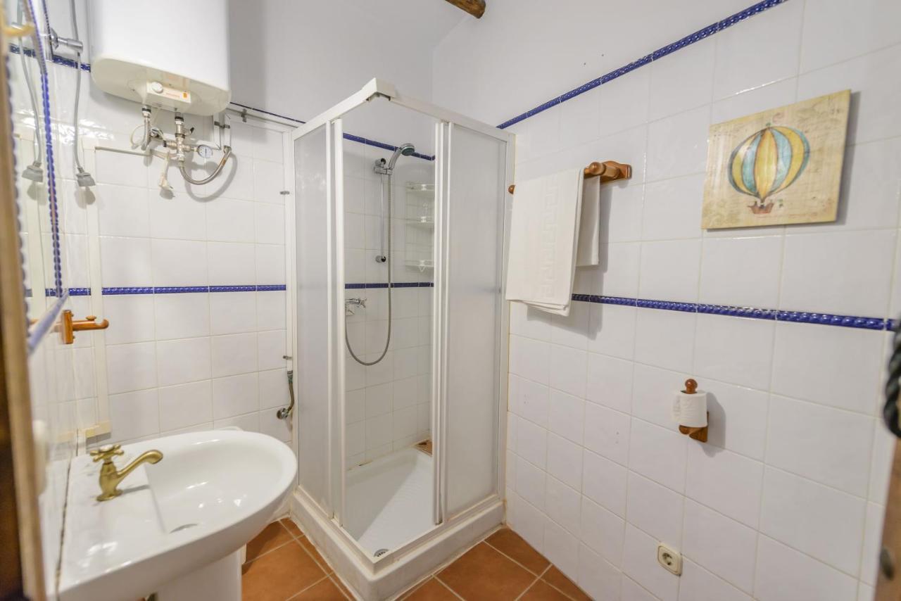 Holiday Home El Pilarillo Piscina Compartida Alcaucín Buitenkant foto