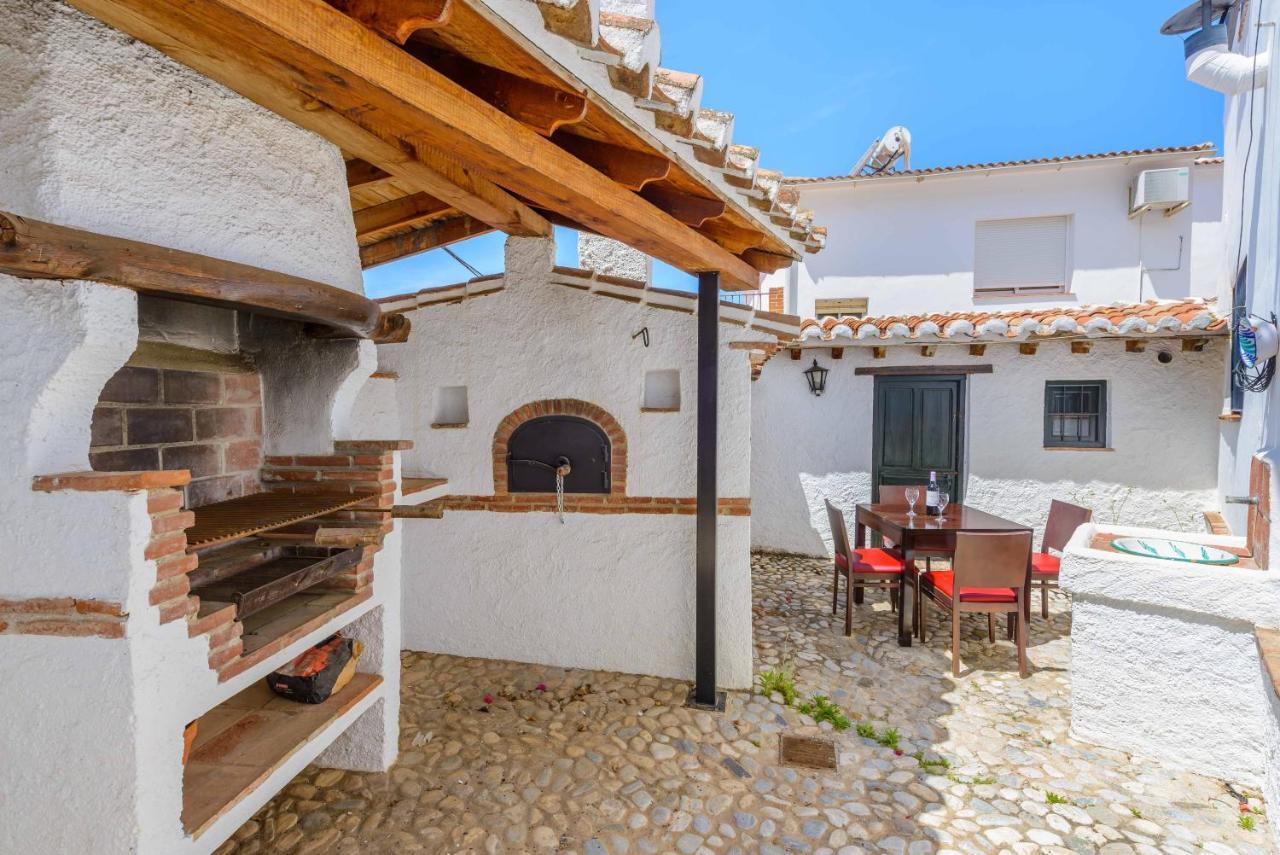 Holiday Home El Pilarillo Piscina Compartida Alcaucín Buitenkant foto