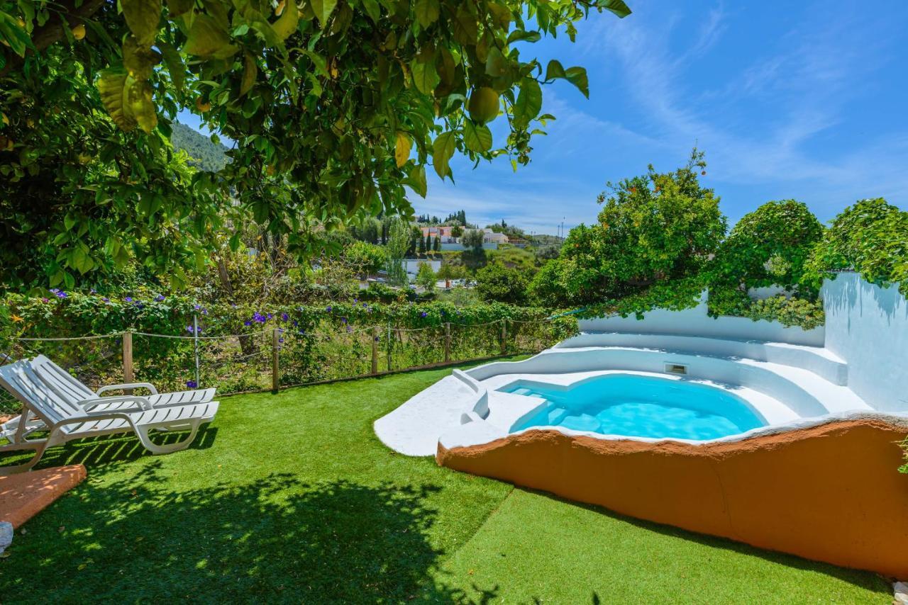 Holiday Home El Pilarillo Piscina Compartida Alcaucín Buitenkant foto