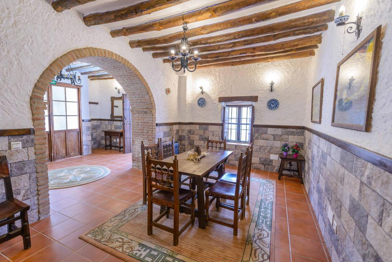 Holiday Home El Pilarillo Piscina Compartida Alcaucín Buitenkant foto